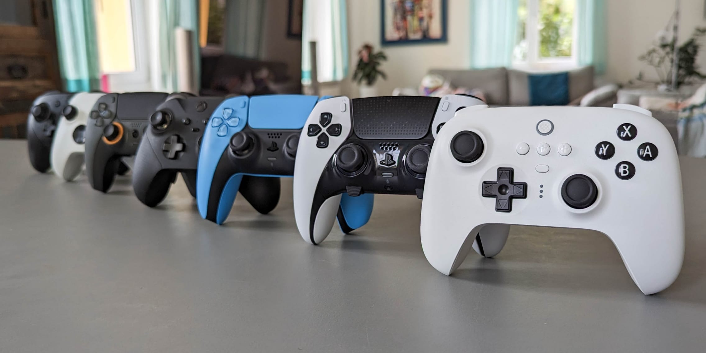 Logitech G F710 Wireless Gamepad vs Nintendo Switch Pro Controller: Ultimate Comparison