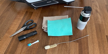 With the help of these tools, it’s easy to get your vacuum clean again.