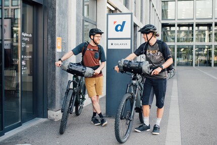 Marius (li) und Manuel sind bereit für das Abenteuer Pedalato.