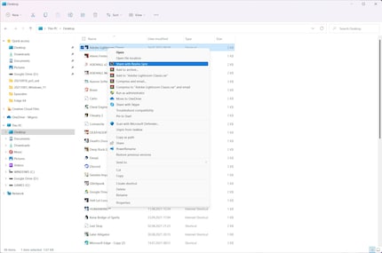 Certaines fonctions d'Explorer sont cachées derrière l'élément de menu « Afficher plus d'options ».