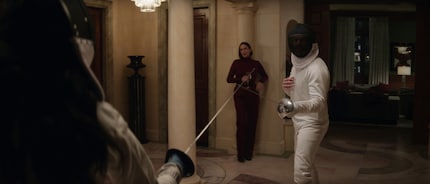 Jack könnte hinter den Mord am erstochenen Armand stecken. Das ist aber so offensichtlich, dass ich doch eher auf Eleanor tippe.