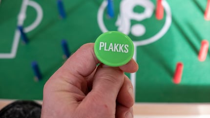 Münzwurf vor dem ersten Schuss: Wer darf anfangen?