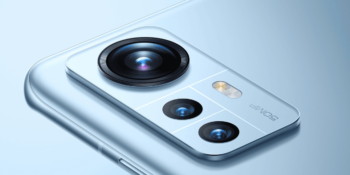 Xiaomi 12 unveiled: Pro version with larger display and more