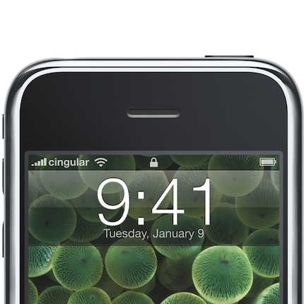 All iPhones display the time 9:41.
