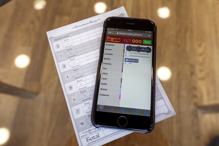 Scoring is much easier with the web app.
