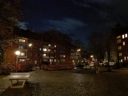 OnePlus Nord CE 2: Automatik bei Nacht.