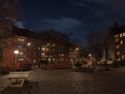 OnePlus Nord CE 2: Nachtmodus, aber Händchen nicht ruhig genug.