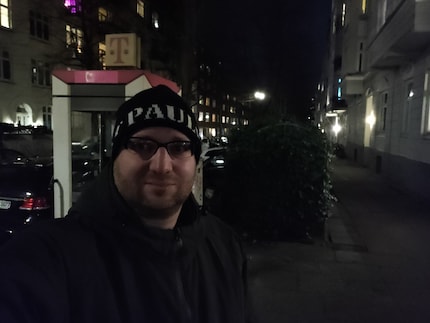 OnePlus Nord CE 5G : selfie de nuit.