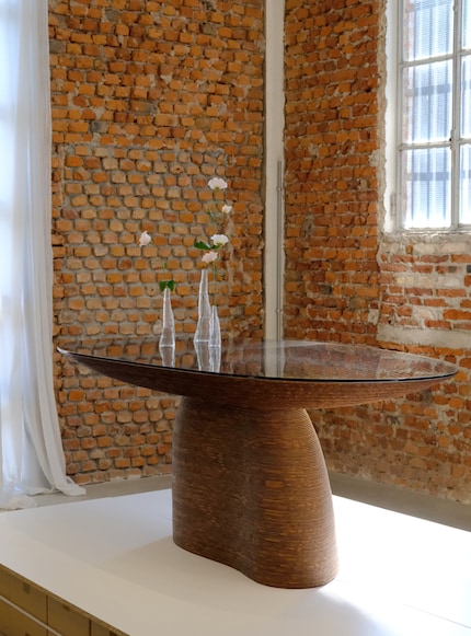 Grâce à sa construction, le placage ne fait plus que décorer.
