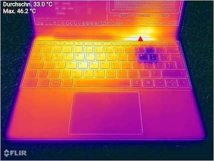 The case of the Microsoft Surface Laptop Go 2 reached a maximum of 46.2 degrees Celsius when the CPU was under constant load.