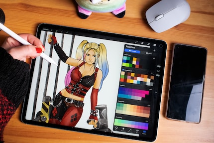Procreate lets me bring my favourite character, Harley Quinn, to life. Yes, in 211 layers if you must.
