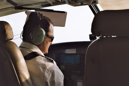 The autofocus of my Sony camera would have recognised the pilot’s face in fractions of a second and focused on the eye. With the manual Canon, I find the scene a lot trickier.
