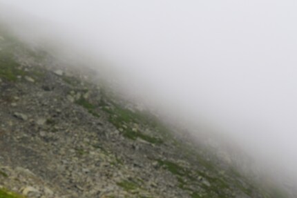Dans le brouillard, quelques images floues comme celle-ci finissent sur la carte mémoire du Fujifilm X-S20.