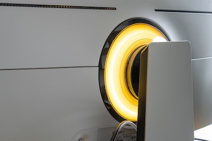 Op een ultrabrede monitor als deze is een kleine lichtring gemakkelijk te missen.