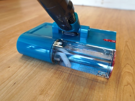Het waterreservoir heeft een inhoud van 300 ml - je kunt er ook wat afwasmiddel aan toevoegen.