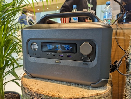 De kleinere PowerRoam 1200 zonder wielen dient als symbolisch beeld.