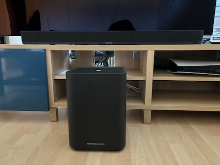 De subwoofer raakt je in de maag in de beste zin van het woord.