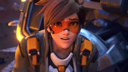 Dit is Tracer die in de buis kijkt.