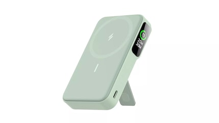 Het MagGo Wireless Charging Station heeft een kleine standaard.