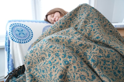In eine Decke auf dem Sessel eingewickelt, nappt es sich auch recht gut.