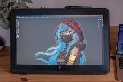 De XPPen Artist 22 Plus biedt veel tekenruimte voor een redelijke prijs.