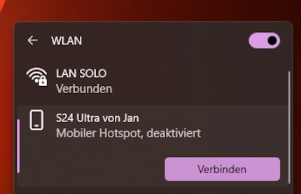 Starting a smartphone hotspot from Windows.