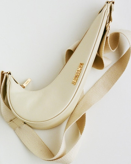 2024: Der Swoosh als Tasche.