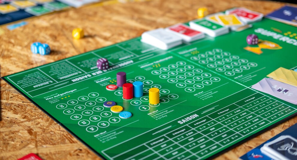 The game board’s design is simple and mainly used for scoring points.