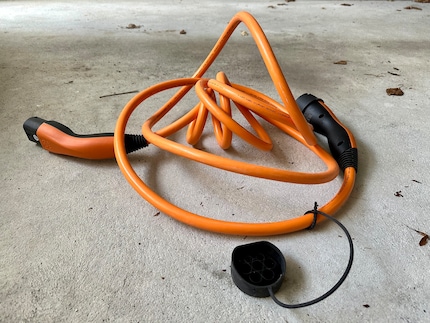 Hier kan de kabel duidelijk niet zijn weg terugvinden naar zijn oorspronkelijke vorm.
