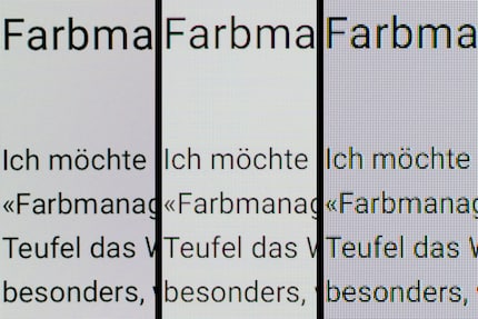 An enlarged shot of text on the Digitec website using standard Windows scaling. Due to the pixel density of 140 ppi, the font on the PG32UCDM (middle) looks significantly sharper than on an OLED with 110 ppi (right). For reference, on the left is a 27-inch 4K LCD with an IPS panel and 163 ppi