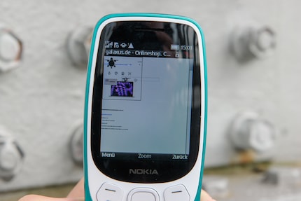 No spontaneous online shopping with the Nokia 3210.