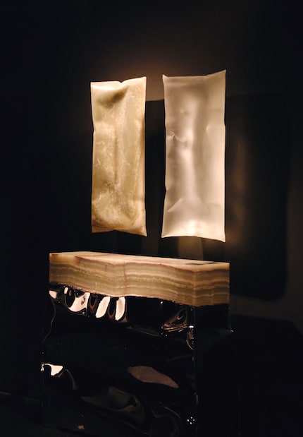 Ex Hale Wall Pieces, Ben Storms | onyx vert, verre coulé.