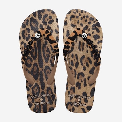 Pour ce modèle issu de la collaboration avec Dolce & Gabbana, vous paierez plus de 100 francs supplémentaires.
