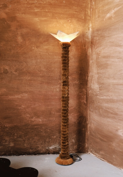 «Estrela» is made of steel, coconut fibre, fibreglass, resin and acrylic paint.