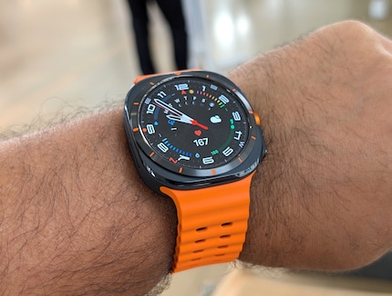 The bulky design of the Ultra does not suit all wrists.