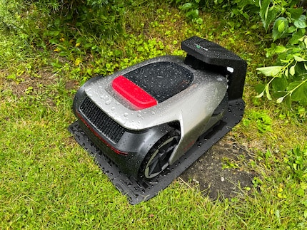 Regen is geen probleem voor de robot.