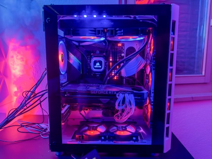 When it comes to lighting, Joshua doesn’t mess around.