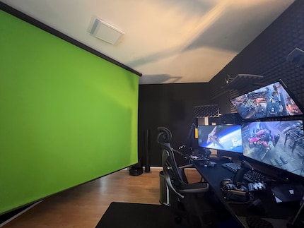 Mit dem Green Screen kann der Woo sich selbst ins Live-Bild schneiden.