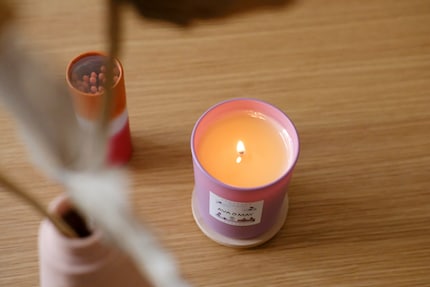 Meiner Meinung nach eignet sich der Duft ideal fürs Schlaf- oder Badezimmer.