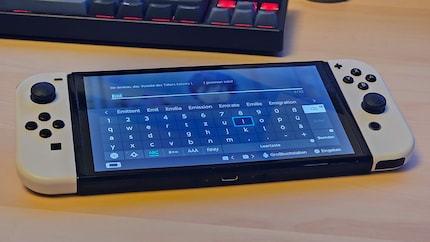 À certains endroits, je dois saisir les réponses au clavier. Cool.