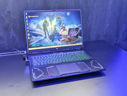 De Predator Project DualPlay is dus gewoon een verdomd groot notebook.