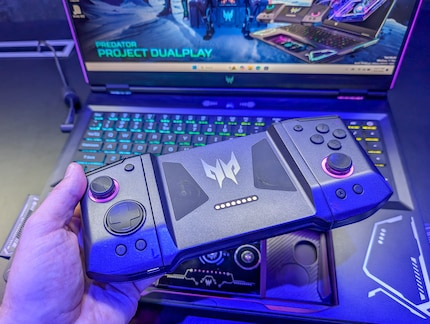 Zo ziet de controller eruit, die verborgen zit onder het touchpad.