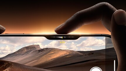 The new button is not just a shutter release, but can do even more - for example, zoom.