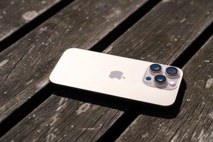 Apple heeft bijna niets veranderd aan het ontwerp van de 16e generatie van zijn topsmartphone.