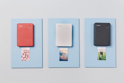 De Selphy printer is verkrijgbaar in drie kleuren.