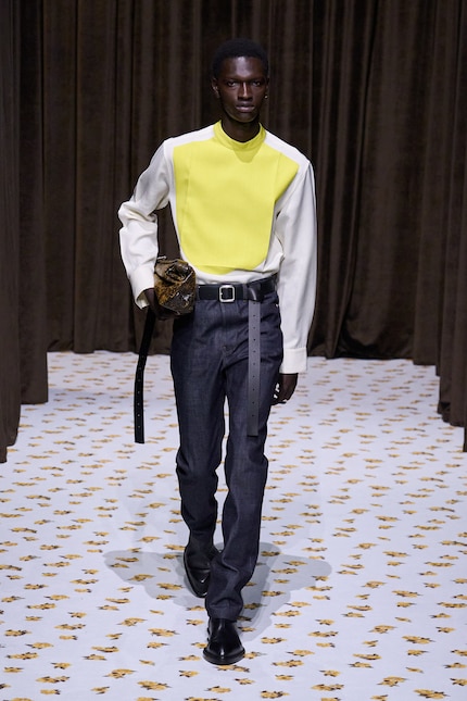 Fashion for him or her, extra-long belts were everywhere.