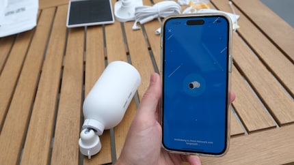 De app leidt me stap voor stap door de installatie.