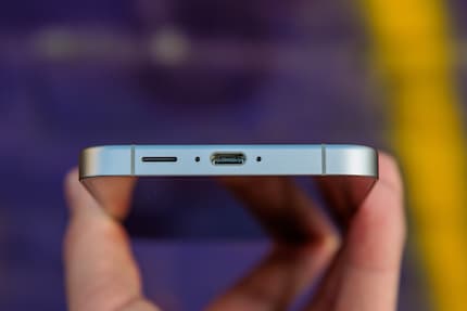 Der USB-C-Anschluss ist langsamer als bei den anderen S24.