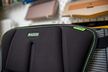 Le design de Razer est minimaliste : peu de nuances vertes et seul le logo est éclairé.