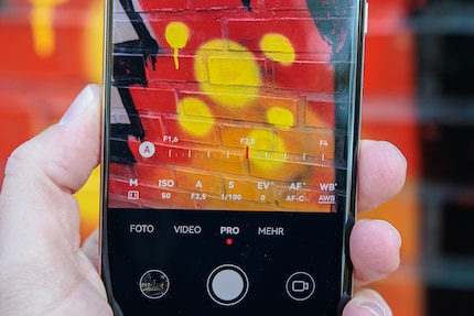 In Pro mode, you can adjust the aperture.